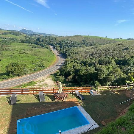 Chacrinha Pousada E Restaurante Chale Tucano Caldas  Eksteriør bilde